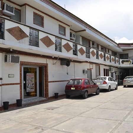 צ'טומאל Hotel Real Azteca מראה חיצוני תמונה