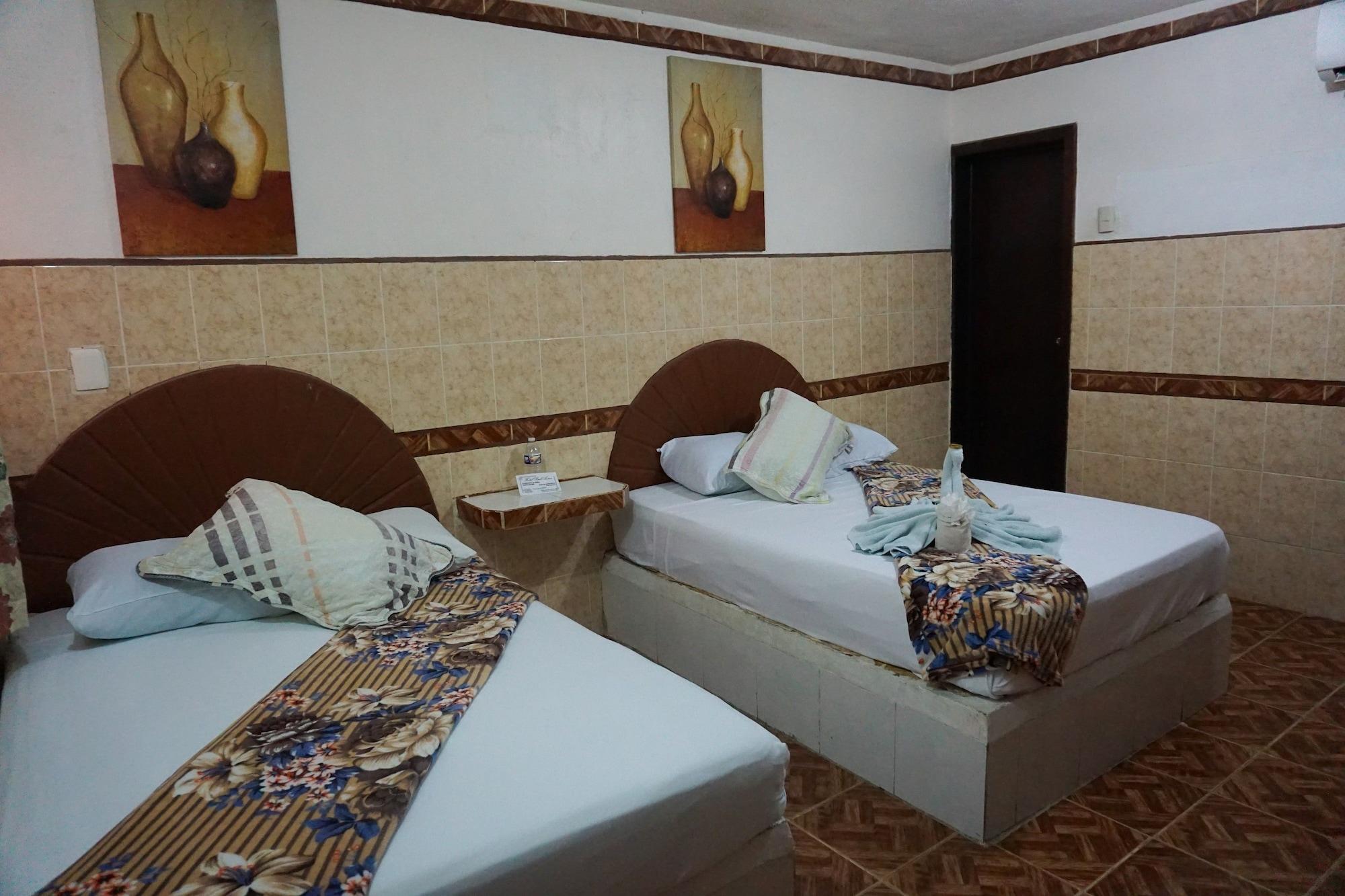 צ'טומאל Hotel Real Azteca מראה חיצוני תמונה