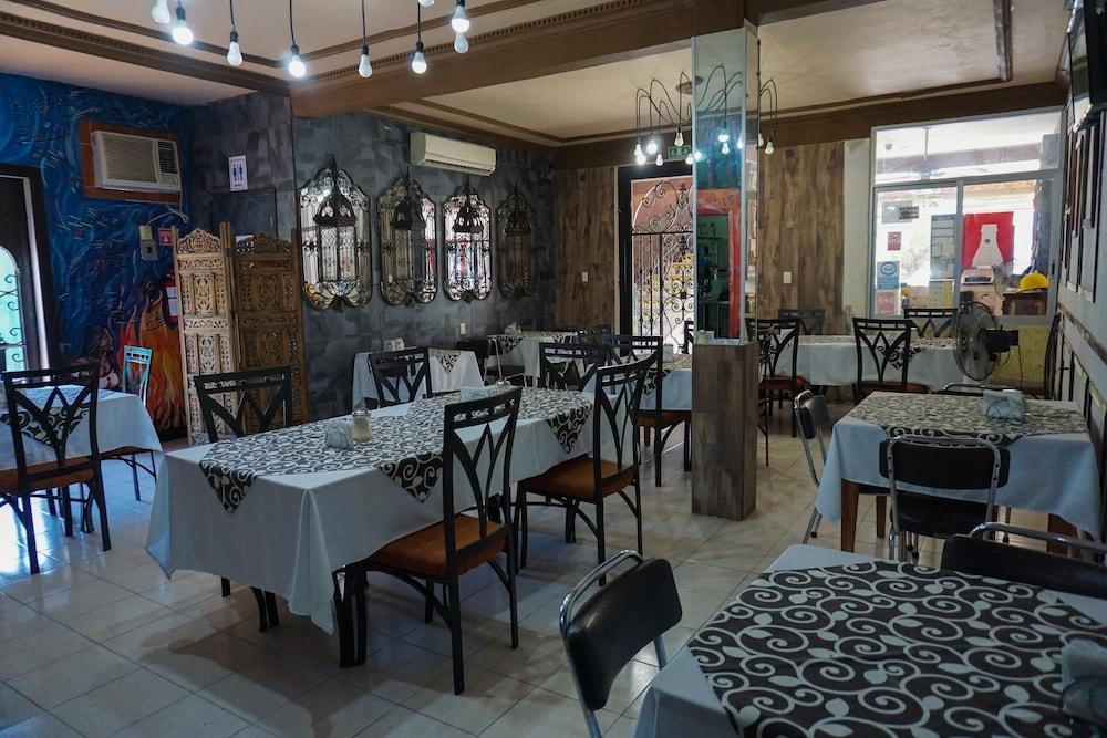 צ'טומאל Hotel Real Azteca מראה חיצוני תמונה
